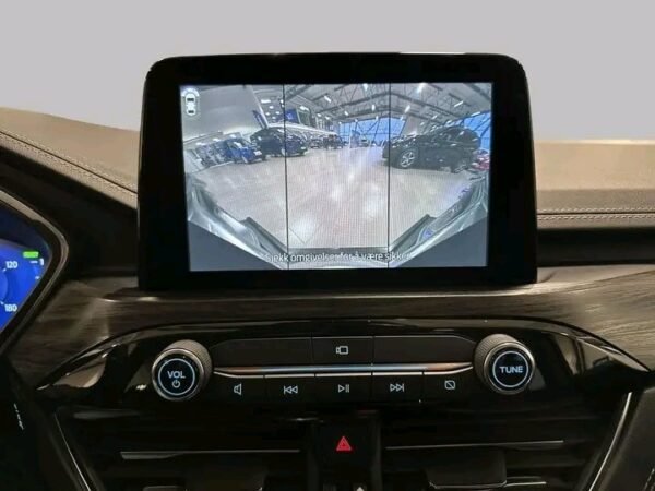 Ford Kuga Plug-in Hybrid – Image 21