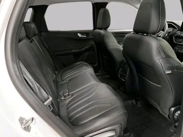 Ford Kuga Plug-in Hybrid – Image 12