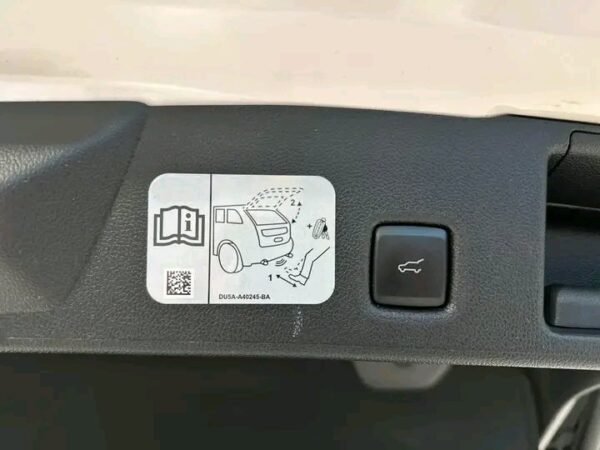 Ford Kuga Plug-in Hybrid – Image 22