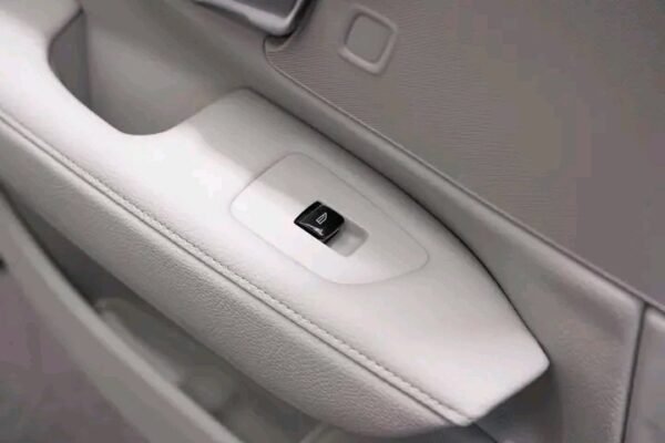 Volvo S90 – Image 20