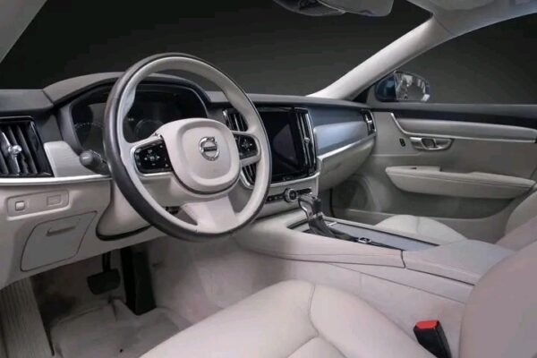 Volvo S90 – Image 2