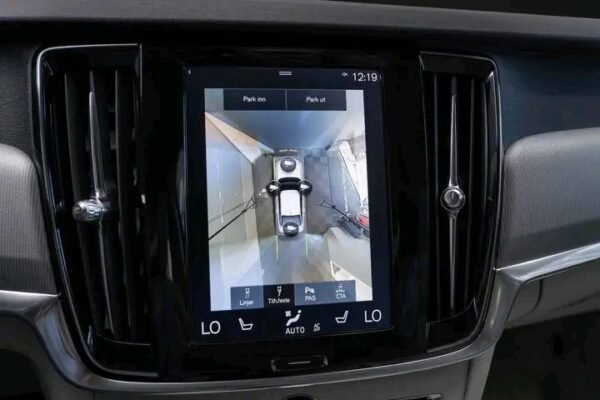 Volvo S90 – Image 17