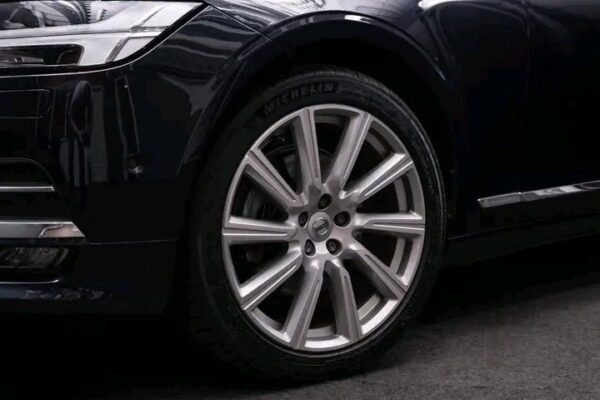 Volvo S90 – Image 27