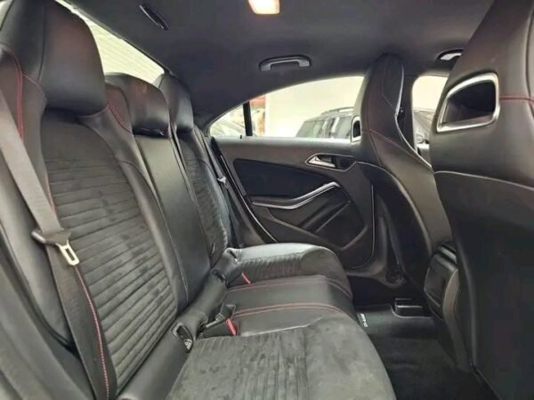 Mercedes-Benz CLA – Image 27