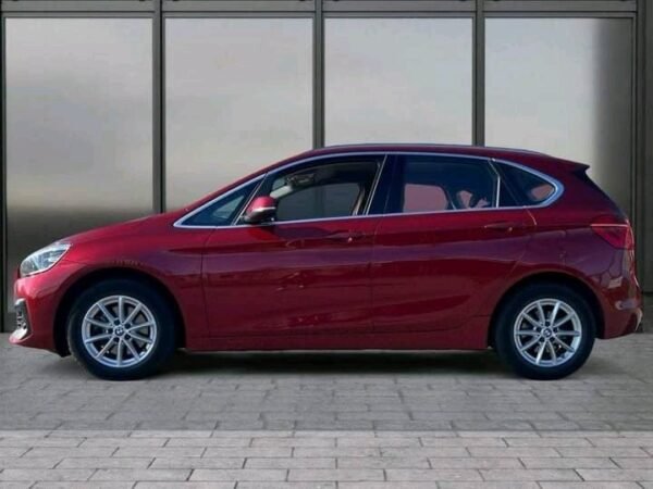 BMW 218 Active Tourer – Image 17