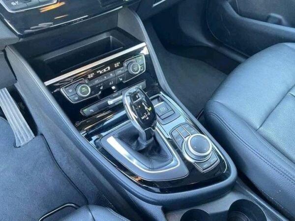 BMW 218 Active Tourer – Image 3