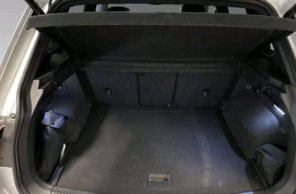 Volkswagen Tiguan – Image 11