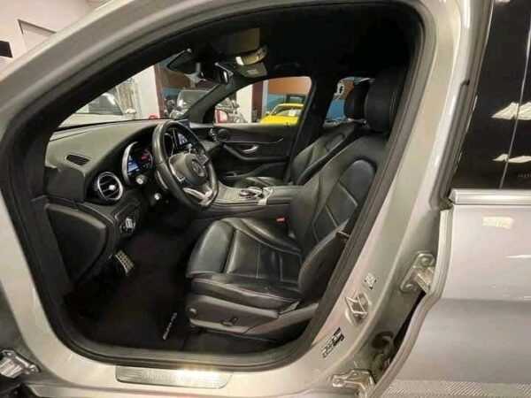 Mercedes GLC – Image 24