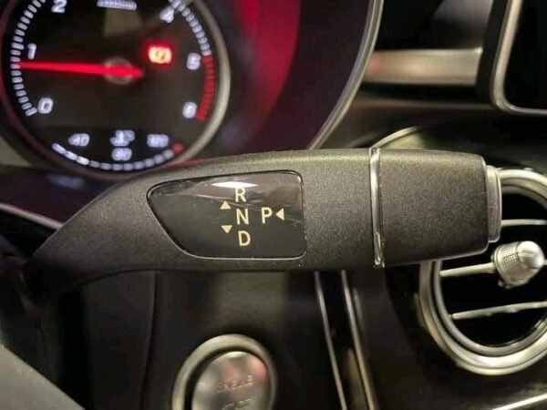 Mercedes GLC – Image 14