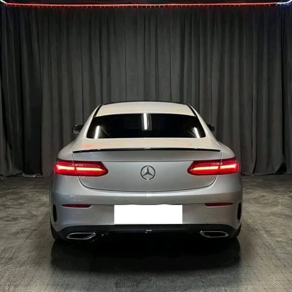 Mercedes Benz E-Class – Image 14