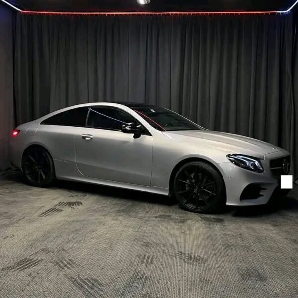 Mercedes Benz E-Class – Image 8