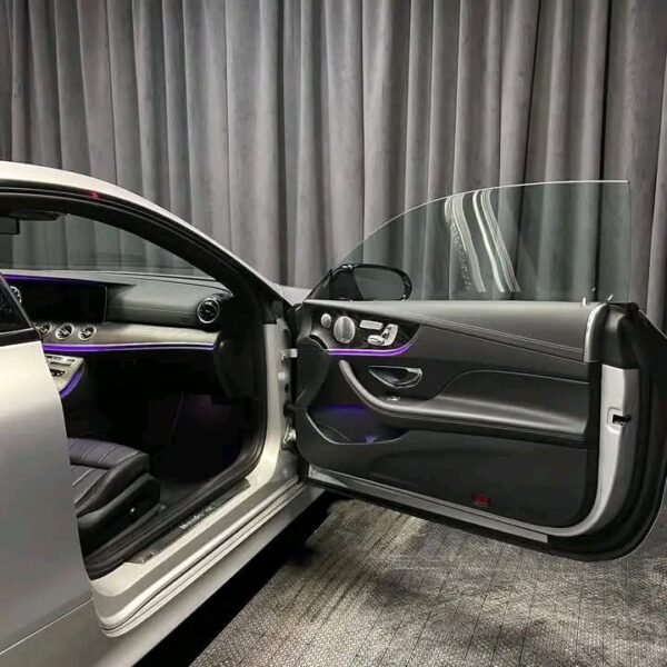 Mercedes Benz E-Class – Image 24