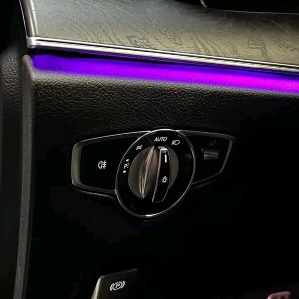 Mercedes Benz E-Class – Image 20