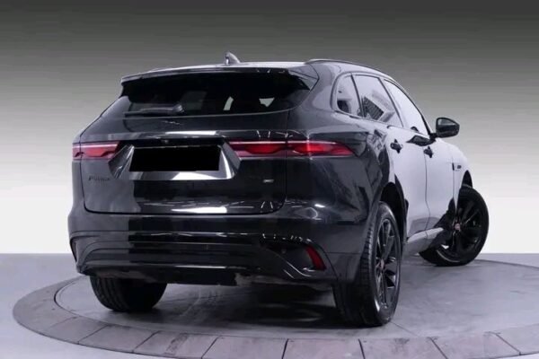 Jaguar F-PACE - Image 6