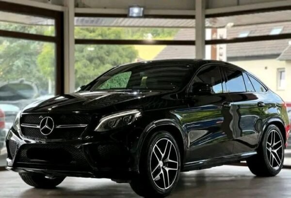 Mercedes-Benz GLE – Image 9