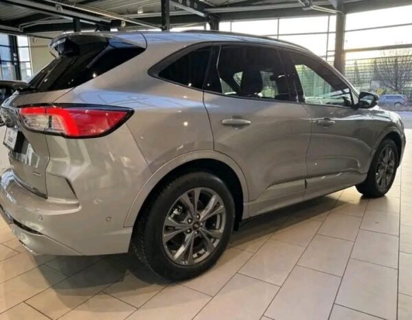 Ford Kuga FHEV – Image 11
