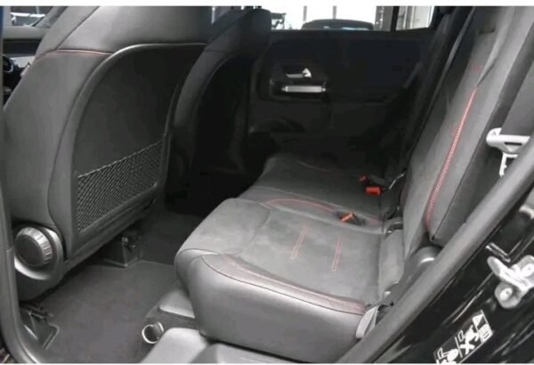 Mercedes-Benz GLB – Image 6
