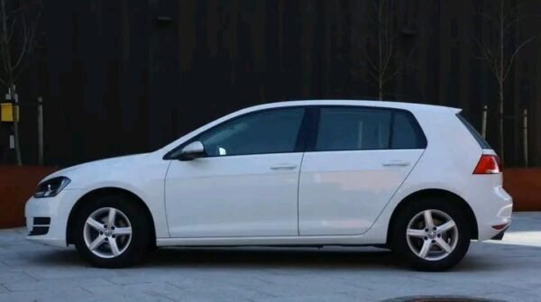 Volkswagen Golf – Image 19