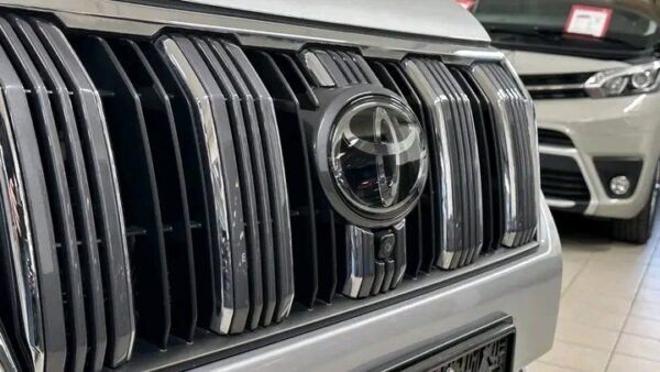 Toyota Land Cruiser – Image 10