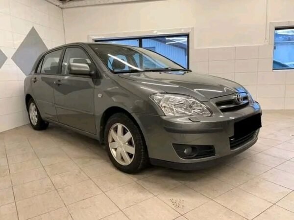 Toyota Corolla – Image 25