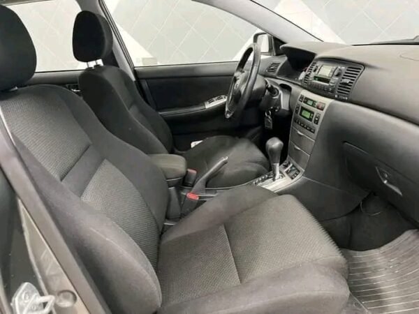 Toyota Corolla – Image 3