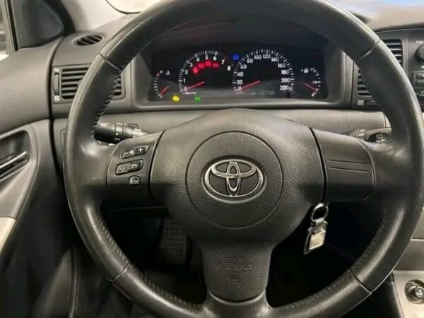 Toyota Corolla – Image 27