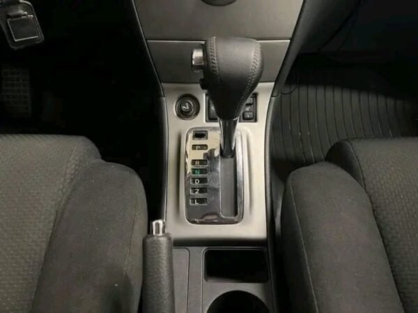 Toyota Corolla – Image 18