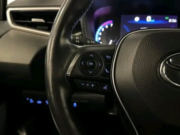 Toyota Corolla – Image 22