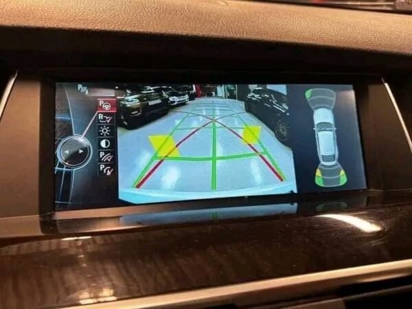 BMW 5 Series – Image 17