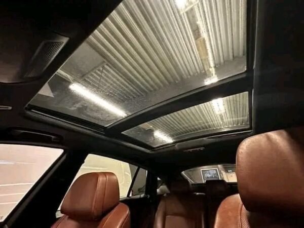 BMW 5 Series – Image 29