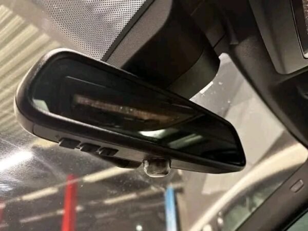 BMW 5 Series – Image 14