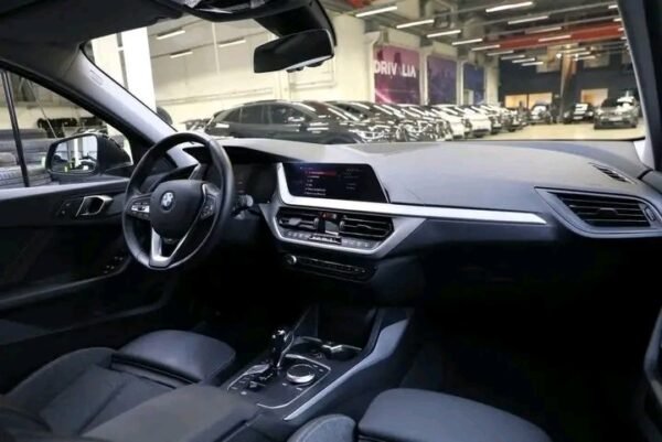 BMW 1 Series – Image 2