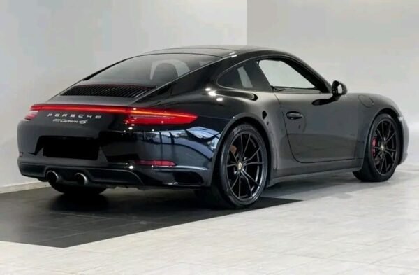 Porsche 911 CARERRA – Image 24