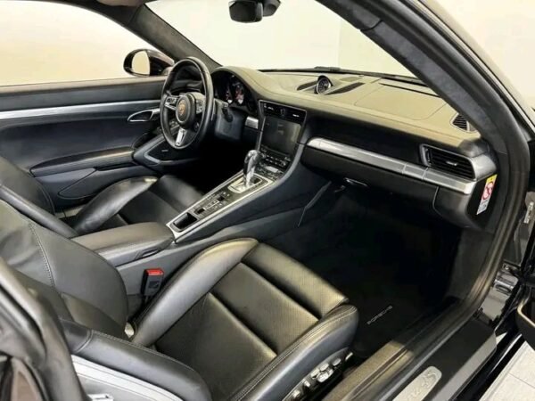 Porsche 911 CARERRA – Image 25