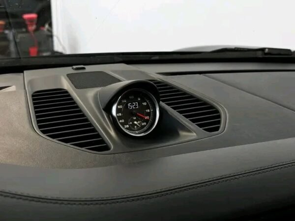 Porsche 911 CARERRA – Image 11
