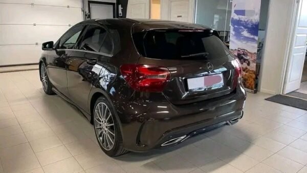 Mercedes-Benz A180 – Image 10