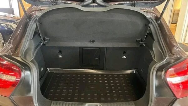 Mercedes-Benz A180 – Image 18