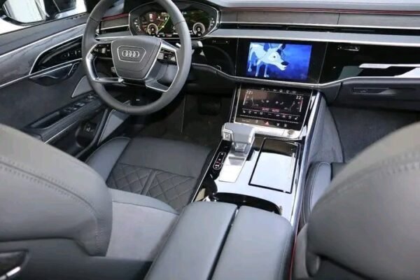 Audi A8L – Image 2
