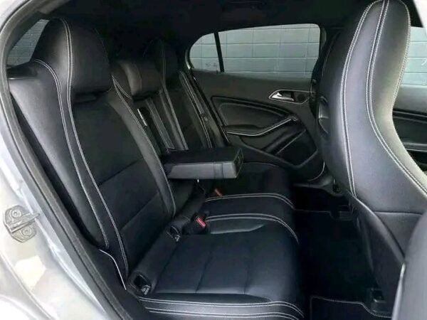 Mercedes-Benz GLA – Image 9