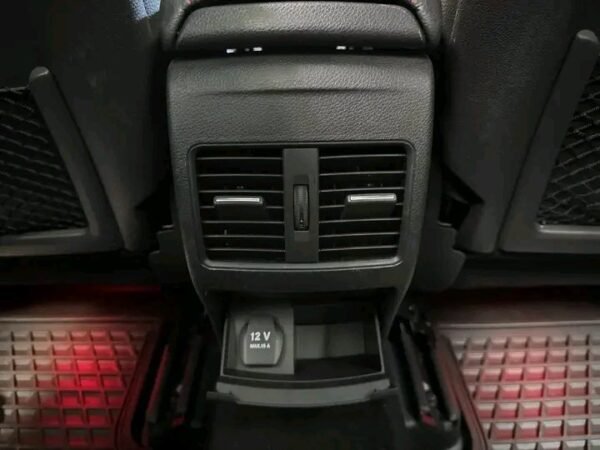 Mercedes-Benz GLA – Image 20