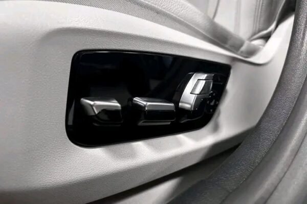 BMW 5-series – Image 5
