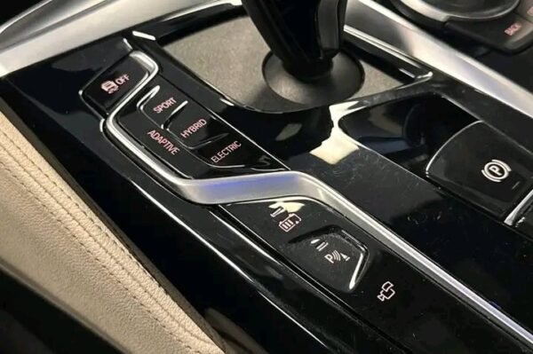 BMW 5-series – Image 16