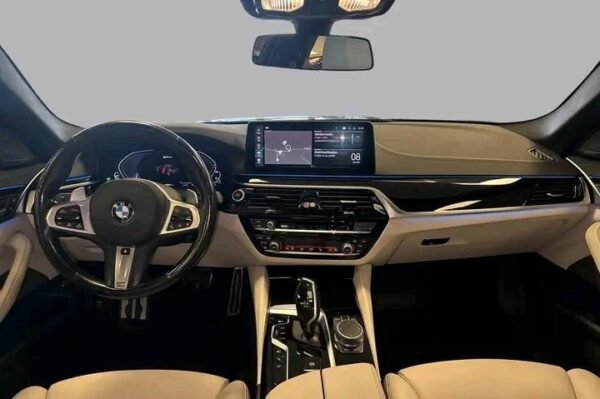 BMW 5-series – Image 8