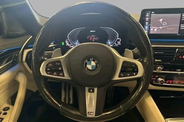BMW 5-series – Image 26