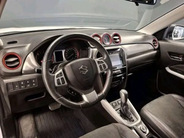 Suzuki Vitara – Image 20