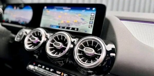 Mercedes-Benz GLA – Image 12