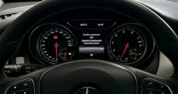 Mercedes-Benz GLA 200 – Image 15