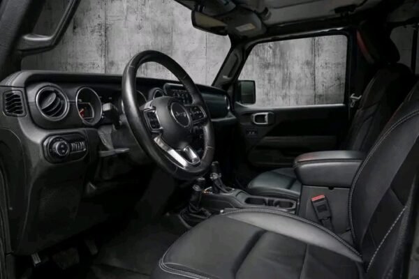 Jeep Wrangler UNLIMITED – Image 9