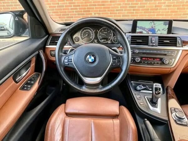 BMW 3 Series – Image 12