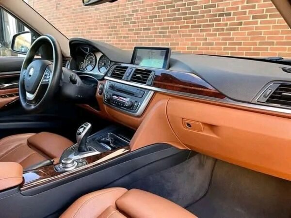 BMW 3 Series – Image 18